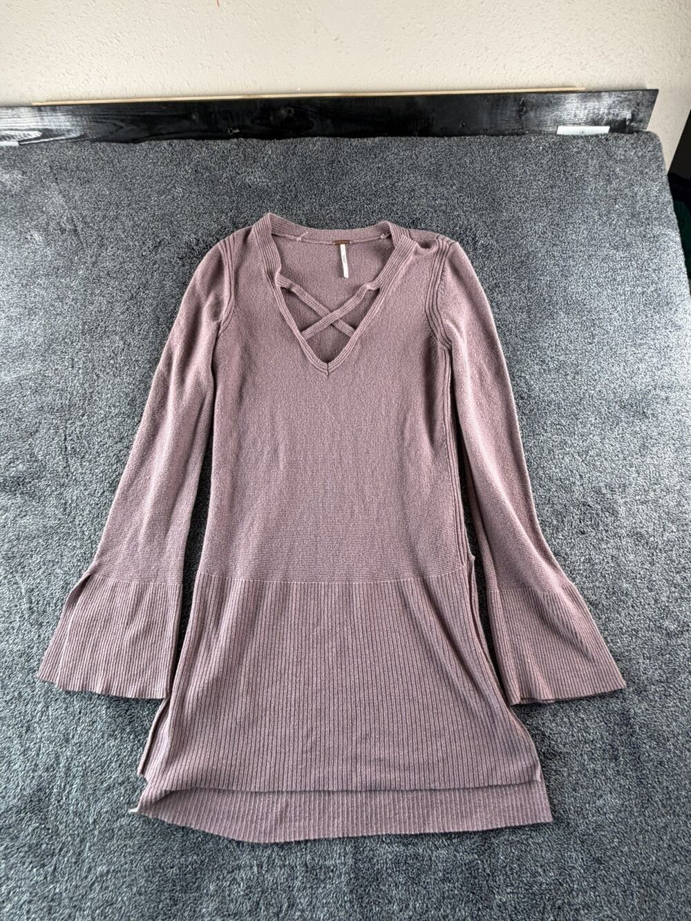 Free People Womens Sz S Criss Cross Sweater V Neck Side Slits Mauve Peplum